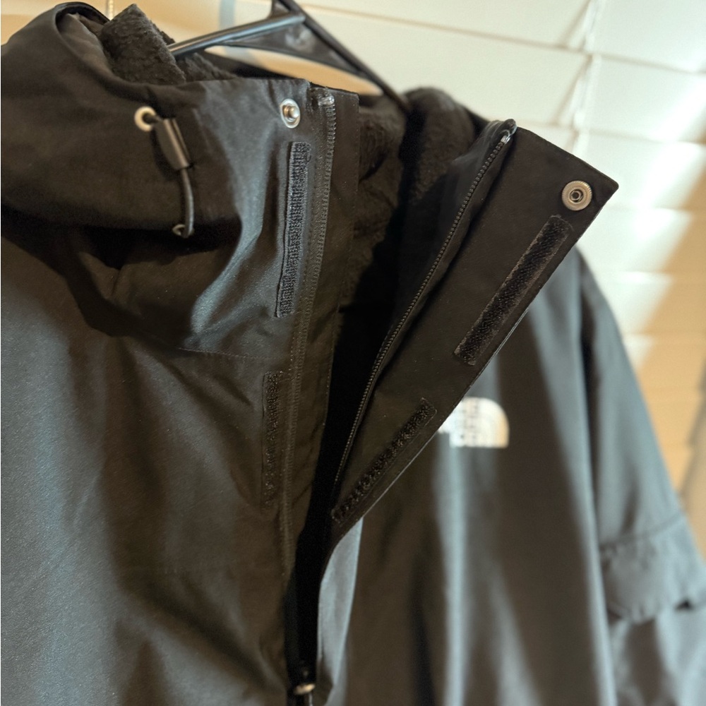 The North Face Toro Peak 3 in 1 Triclimate Black Jacket NWT winter most needed - Picture 3 of 8